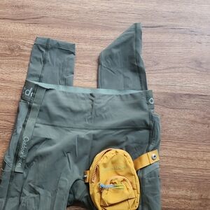 Outdoor Voices Snacks leggings size small